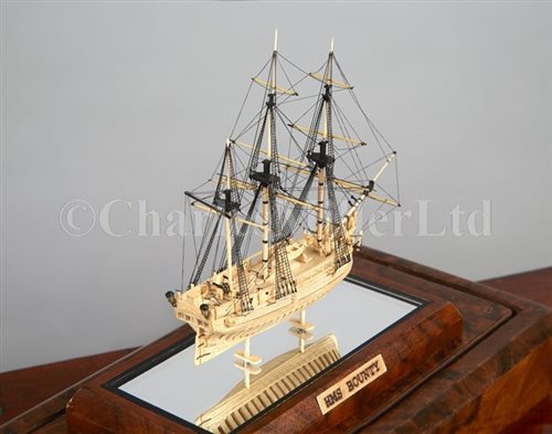 Lot 234 - A WELL PRESENTED 1:36 SCALE MINIATURE MODEL OF...