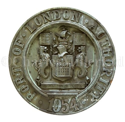 Lot 157 - PORT OF LONDON AUTHORITY: A HERALDIC GATE...