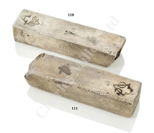 Lot 110 - † A DUTCH EAST INDIA COMPANY (V.O.C.) SILVER INGOT SALVAGED FROM THE ROOSWIJK CARGO, CIRCA 1739