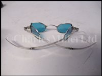 Lot 191 - A PAIR OF EARLY 19TH CENTURY DOUBLE FOLDING TINTED SILVER SPECTACLES
