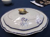Lot 114 - A RARE CHINESE EXPORT COVERED TUREEN RECOVERED FROM THE SWEDISH EAST INDIA COMPANY SHIP GÖTHEBORG, WRECK 1745, RECOVERED FROM THE MID-1980s