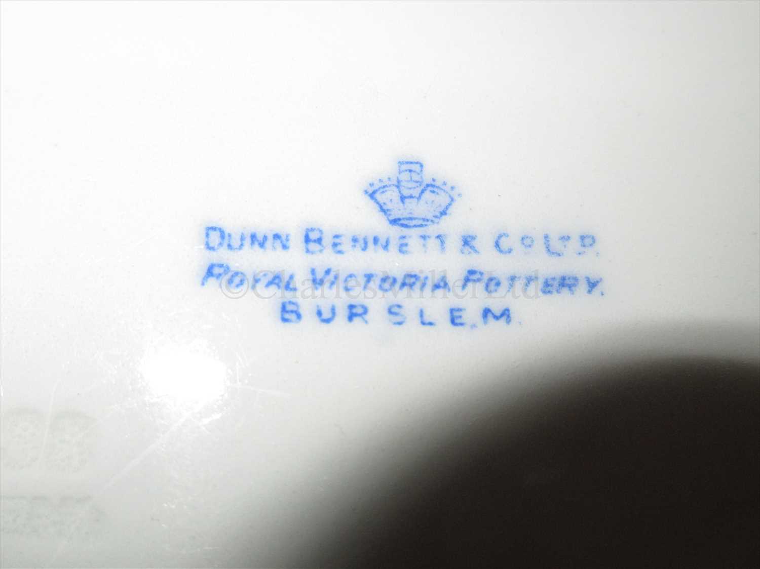 Lot 59 Manchester Liners Ltd a dinner plate, circa