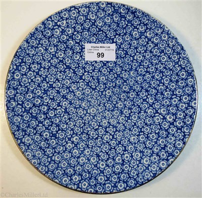 Lot 99 - UNION CASTLE LINE: BLUE FLORAL PATTERN DINNER PLATE BY DUNN, BENNETT & Co., CIRCA 1910
