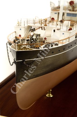 Lot 347 - AN HISTORICALLY INTERESTING BUILDER'S MODEL OF THE JAPANESE MAIL STEAMERS YAMASHIRO MARU AND OMI MARU, BUILT BY SIR W.G. ARMSTRONG, MITCHELL & CO. FOR THE NIPPON YUSEN LINE, 1884