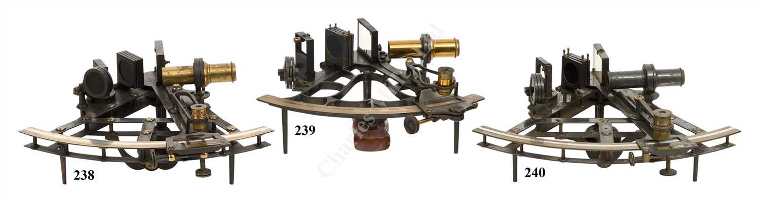 Lot 239 - A 7IN. RADIUS MICROMETER SEXTANT BY HEATH & CO., LONDON, CIRCA 1933