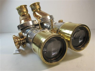 Lot 129 - A PAIR OF 10 X 60 JAPANESE IMPERIAL NAVY BINOCULARS BY TOKO, CIRCA 1940