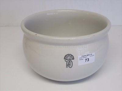 Lot 73 - P&O: a chamber pot