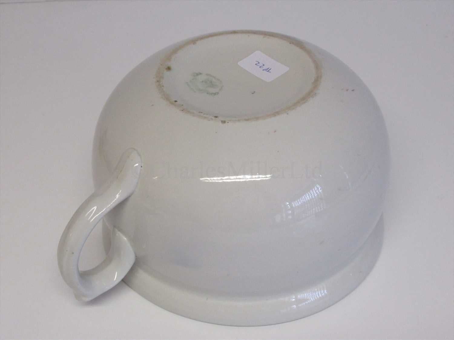 Lot 73 P&O a chamber pot