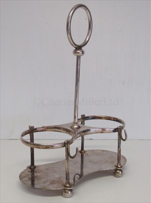 Lot 97 - Strick Line: a plated condiment stand