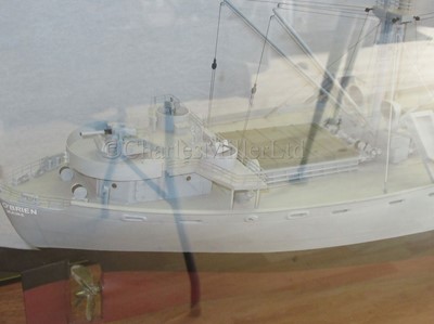 Lot 34 - A WELL-PRESENTED 1:48 SCALE BUILDER'S STYLE  MODEL OF LIBERTY SHIP JEREMIAH O'BRIEN BUILT BY THE NEW ENGLAND SHIPBUILDING CORP., SOUTH PORTLAND, MAINE FOR THE US GOVERNMENT IN 56 DAYS , 1943
