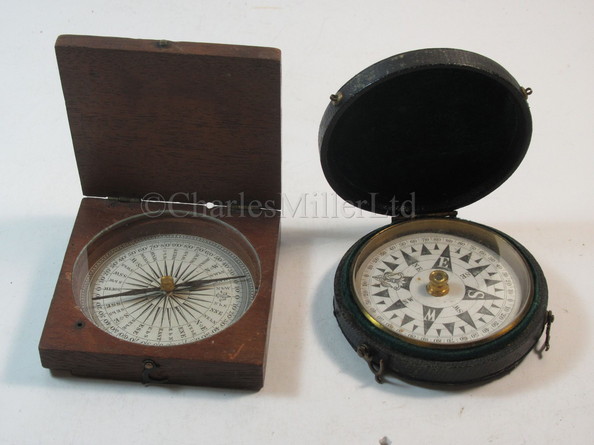 Lot 246 - A POCKET COMPASS BY LEVY BROTHERS, LONDON,