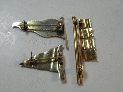 Lot 199 - A SIGNAL HOIST BROOCH BY BENZIE OF COWES, CIRCA 1935 and two others