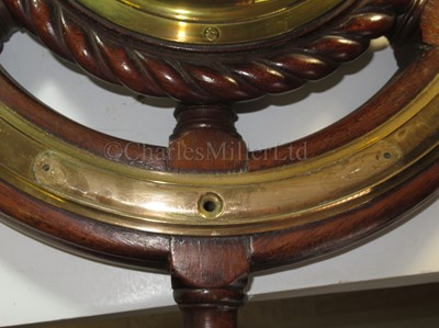 Lot 187 - A BULKHEAD SHP'S CLOCK, BELIEVED TO BE FROM R.M.S. MAURETANIA (1906) AND PRESENTED 1950