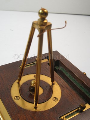 Lot 244 - A LATE 19TH CENTURY POCKET COMPASS SUNDIAL