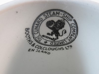 Lot 48 - A Cunard Steam Ship Company Limited egg cup, 'Aquitania' pattern used on the 'Queen Mary'