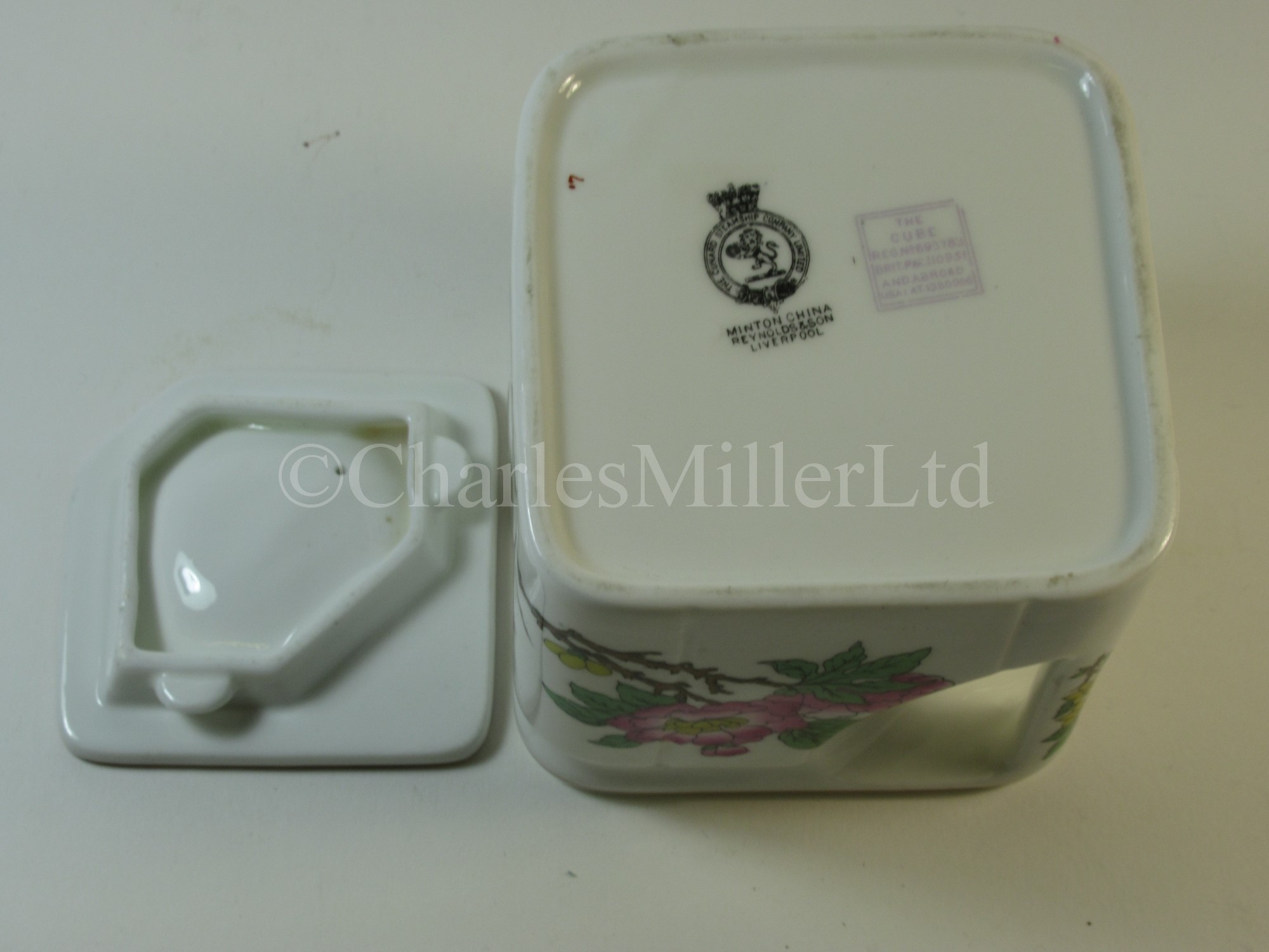 Lot 50 - A Cunard Steam Ship Company Limited cube tea