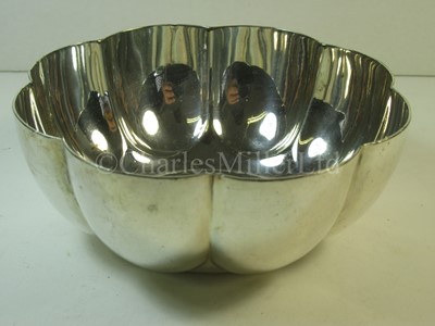 Lot 76 - A New Zealand Shipping Company plated finger bowl