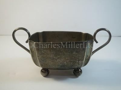 Lot 108 - A Union Castle Line souvenir plated sugar bowl, from R.M.S. 'Balmoral Castle'
