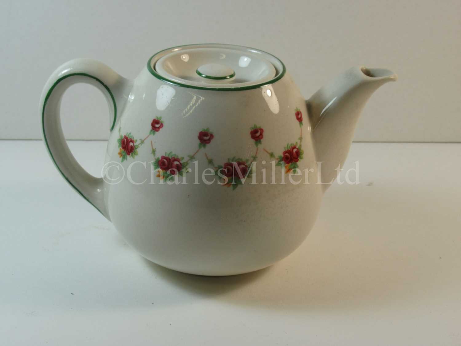 Lot 127 - A Union Castle Line tea pot