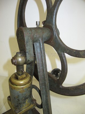 Lot 292 - AN OSCILLATING VACUUM PUMP BY THE PULSOMETER ENGINEERING CO. LTD, LONDON, CIRCA 1900