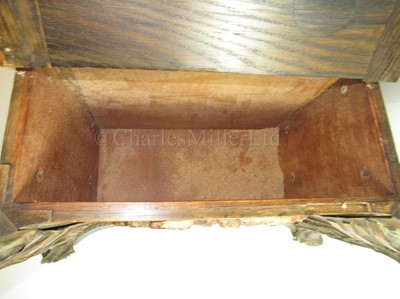 Lot 151 - A RARE CIGAR AND CIGARETTE CASKET MADE FROM OAK AND COPPER SALVAGED FROM H.M.S. FOUDROYANT