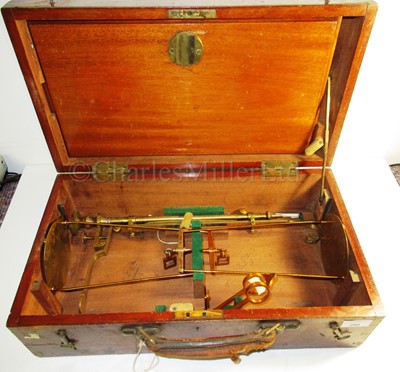 Lot 290 - A SET OF PORTABLE SCALES FOR THE COUNTY OF KENT BY W.T AVERY, CIRCA 1900 + weights