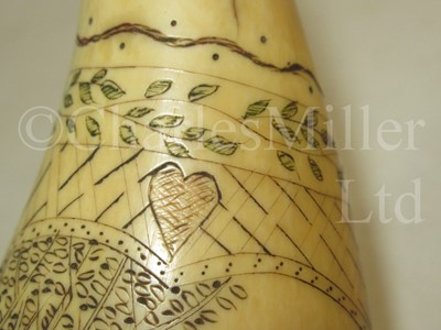 Lot 120 - Ø A SCRIMSHAW DECORATED WHALE'S TOOTH