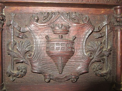 Lot 186 - THE LAUNCHING CASKET FOR THE BATTLECRUISER H.M.S. INDEFATIGABLE, 1909