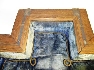 Lot 186 - THE LAUNCHING CASKET FOR THE BATTLECRUISER H.M.S. INDEFATIGABLE, 1909