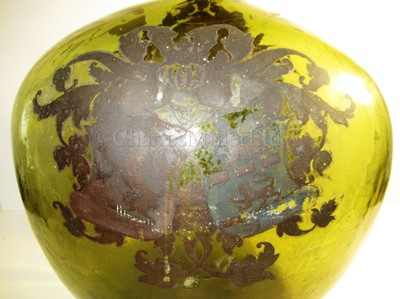 Lot 103 - A LARGE GREEN GLASS ONION BOTTLE COMMEMORATING ADMIRAL MAARTEN TROMP, CIRCA 1700
