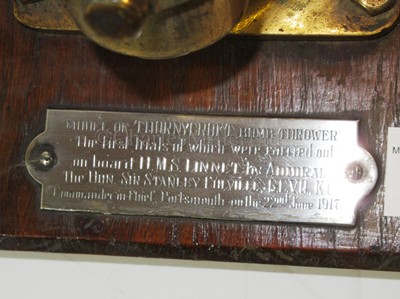 Lot 192 - A PRESENTATION MODEL DEPTH CHARGE LAUNCHER FOR H.M.S. LINNET BY THORNYCROFT, CIRCA 1917