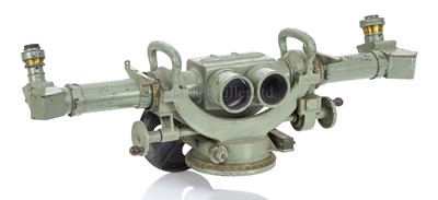 Lot 217 - A MILITARY ANTI-AIRCRAFT RANGE FINDER BY ROSS OF LONDON, CIRCA 1939