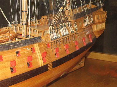 Lot 107 - A FINE 1:64 SCALE MODEL OF THE 50-GUN SHIP H.M.S. ISIS, 1774