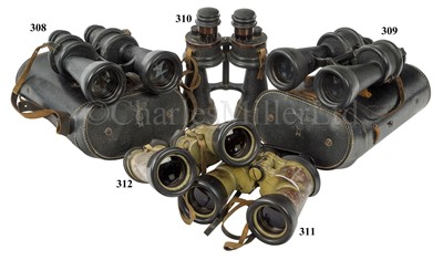 Lot 311 - A PAIR OF 7 X 50 FIXED FOCUS KRIEGSMARINE CONNING TOWER BINOCULARS BY ZEISS OF JENA, 1940s