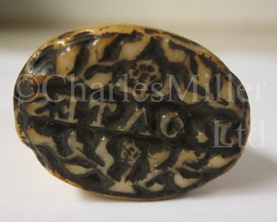 Lot 109 - Ø A 19TH CENTURY SCRIMSHAW DECORATED LETTER SEAL