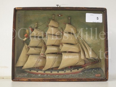 Lot 5 - Ø A GROUP OF 19TH CENTURY SAILORWORK COLLECTABLES