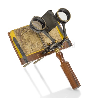 Lot 375 - A STEREOSCOPE BY A.H. BAIRD, EDINBURGH