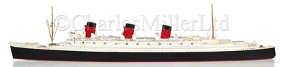 Lot 154 - A WATERLINE MODEL OF R.M.S. QUEEN MARY BY MERCATOR