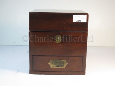 Lot 369 - Ø A DOMESTIC MEDICINE CHEST, CIRCA 1830