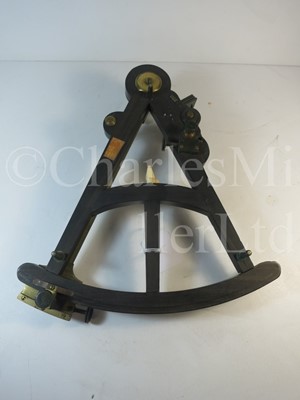 Lot 366 - Ø A 9½IN. RADIUS VERNIER OCTANT BY THOMAS HARRIS, LONDON, CIRCA 1810