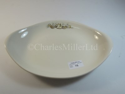 Lot 75 - An Orient Line small oval plate -- 11in. (28cm.) diam