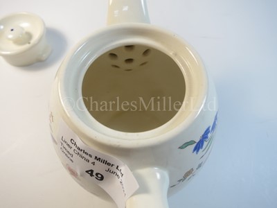Lot 49 - A Furness Bermuda small teapot