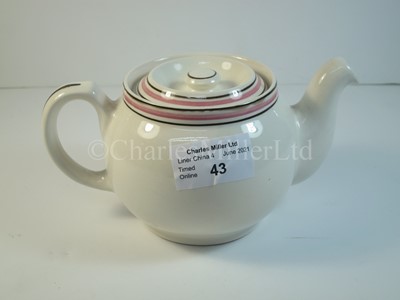 Lot 43 - An Ellerman Line small tea pot