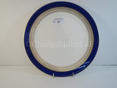 Lot 98 - A Royal Mail Line plate