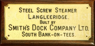 Lot 112 - A FINE BUILDER'S MODEL FOR THE S.S. LANGLEERIDGE, BUILT FOR MEDOMSLEY STEAM SG CO. LTD BY SMITH DOCK COMPANY LTD, SOUTH BANK ON TEES, 1924
