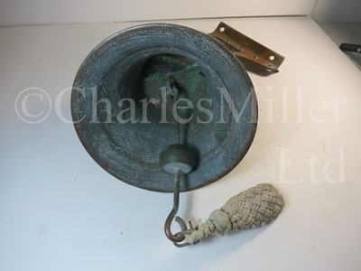 Lot 299 - A BELL FROM THE BRITISH ARMY MINELAYER S.S SIR WILLIAM JERVOIS, 1900