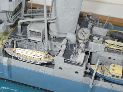 Lot 323 - A WELL-PRESENTED AND DETAILED 1:192 SCALE WATERLINE MODEL OF THE 'DIDO' CLASS LIGHT CRUISER H.M.S. CLEOPATRA, AS DEPICTED IN 1940