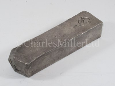 Lot 222 - A DUTCH EAST INDIA COMPANY (V.O.C.) SILVER INGOT SALVAGED FROM THE ROOSWIJK CARGO, CIRCA 1739