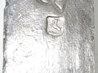 Lot 222 - A DUTCH EAST INDIA COMPANY (V.O.C.) SILVER INGOT SALVAGED FROM THE ROOSWIJK CARGO, CIRCA 1739