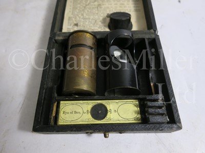 Lot 386 - A LATE 19TH CENTURY SIMPLE POCKET MICROSCOPE, GERMAN